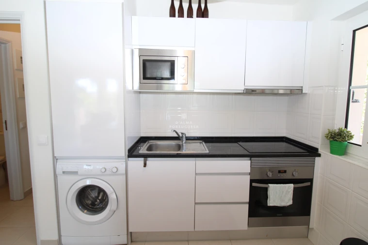 Apartamento T2 para Venda em Quarteira Foto 8