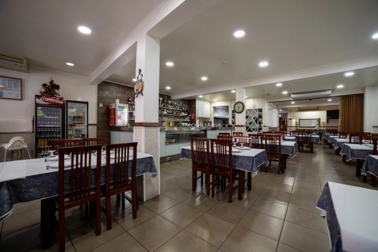 Negócio para Venda em Almeirim Foto 9