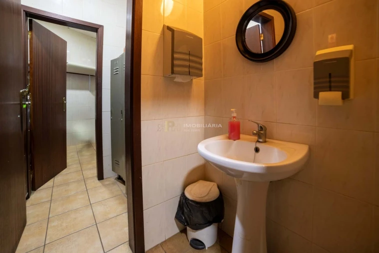 Negócio para Venda em Almeirim Foto 16