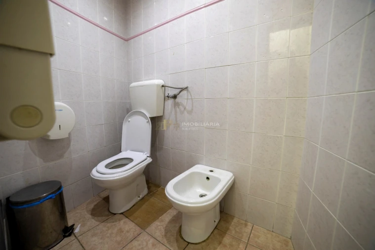 Negócio para Venda em Almeirim Foto 24