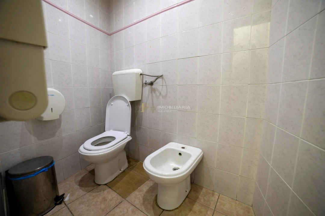 Negócio para Venda em Almeirim Foto 24