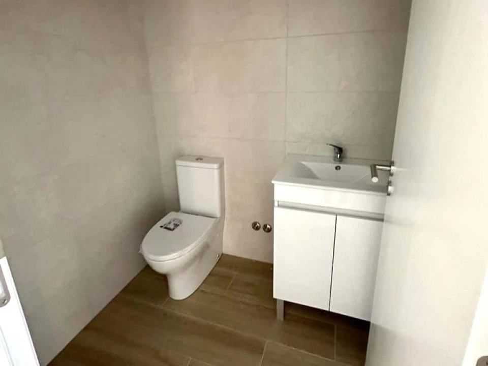 Prédio para Venda em Santa Iria de Azoia, São João da Talha e Bobadela Foto 10