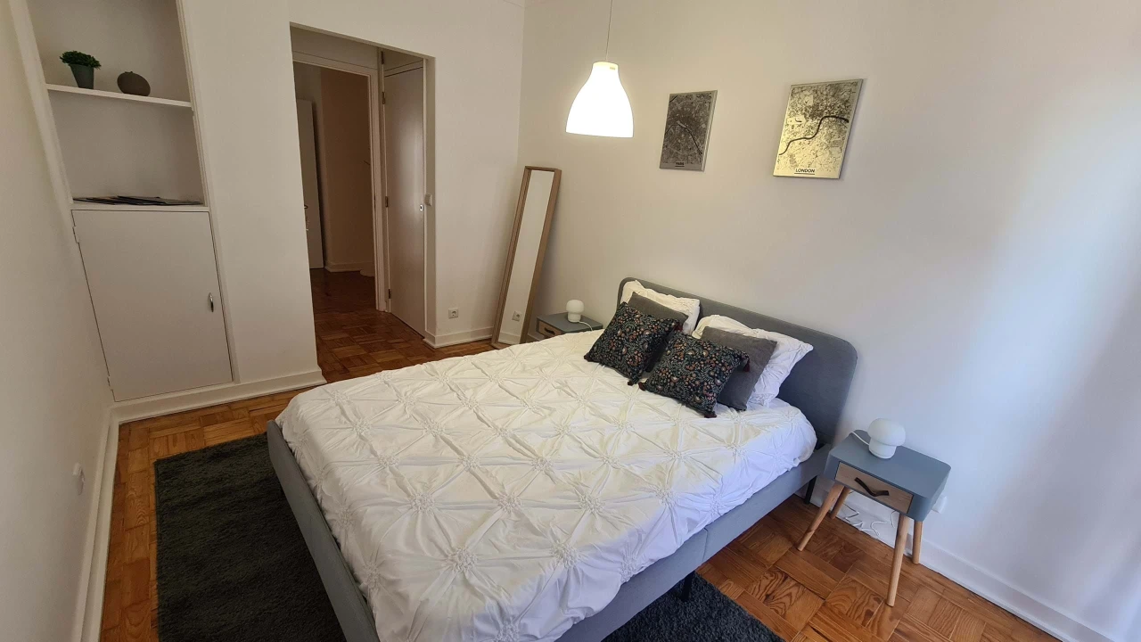 Apartamento T5 para Venda em Sé Nova, Santa Cruz, Almedina e São Bartolomeu Foto 13