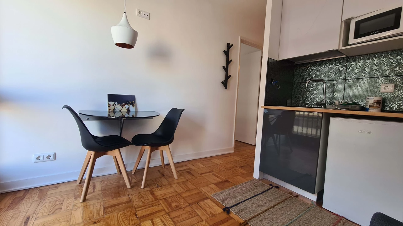 Apartamento T5 para Venda em Sé Nova, Santa Cruz, Almedina e São Bartolomeu Foto 17