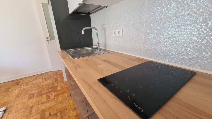 Apartamento T5 para Venda em Sé Nova, Santa Cruz, Almedina e São Bartolomeu Foto 12