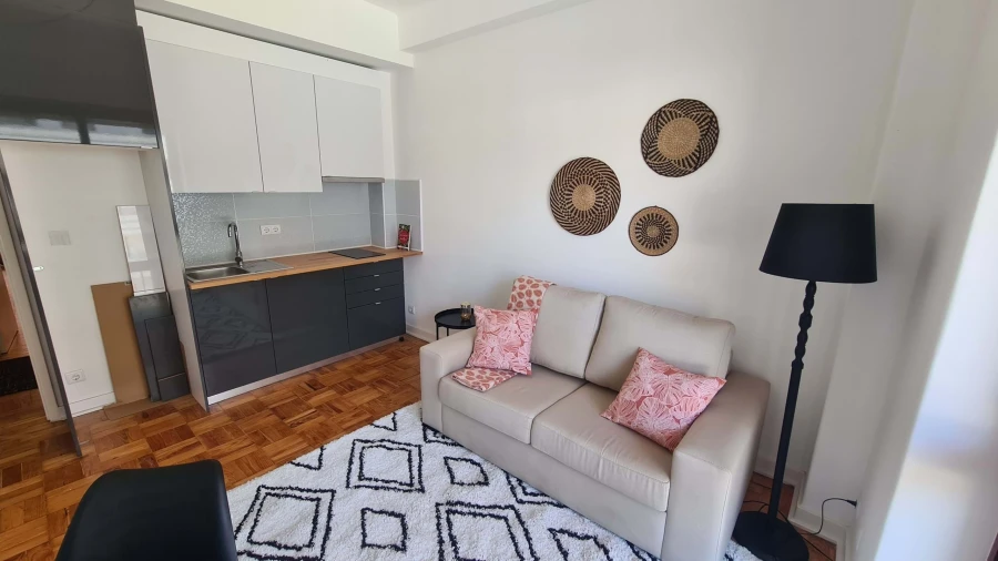 Apartamento T5 para Venda em Sé Nova, Santa Cruz, Almedina e São Bartolomeu Foto 1