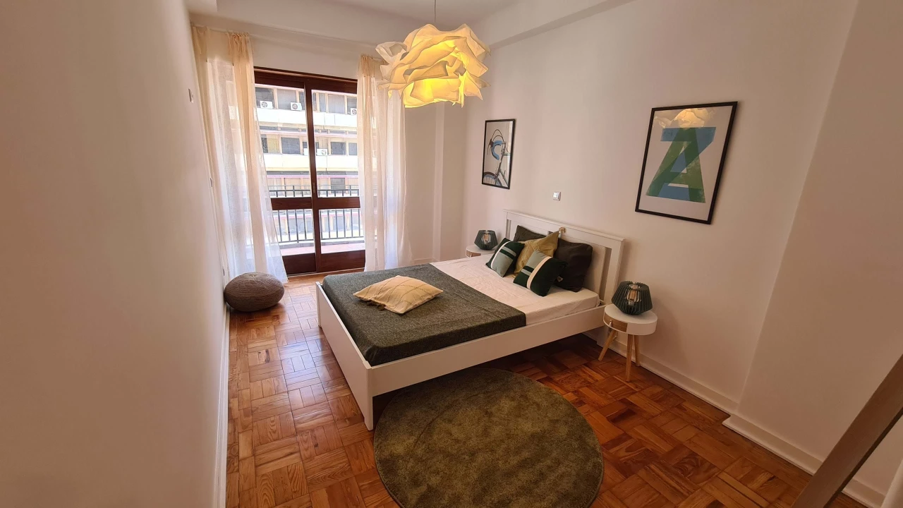 Apartamento T5 para Venda em Sé Nova, Santa Cruz, Almedina e São Bartolomeu Foto 8