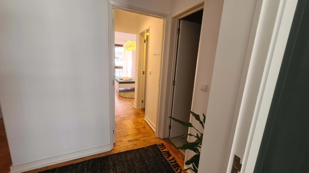 Apartamento T5 para Venda em Sé Nova, Santa Cruz, Almedina e São Bartolomeu Foto 6