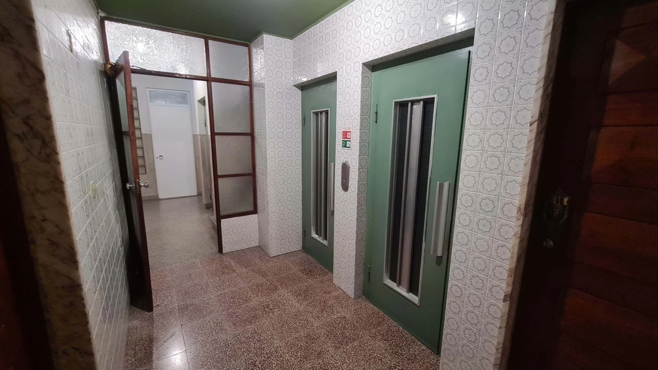 Apartamento T5 para Venda em Sé Nova, Santa Cruz, Almedina e São Bartolomeu Foto 26