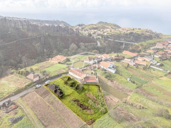 Terreno para Venda em Fajã da Ovelha Foto 12