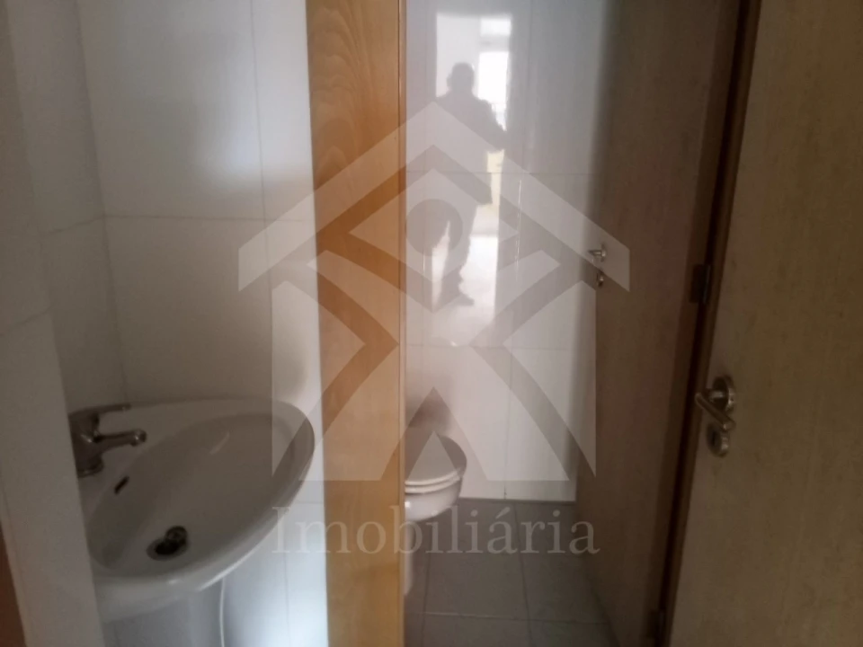 Loja para Venda em Coronado (São Romão e São Mamede) Foto 6