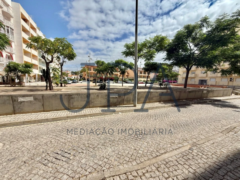 Apartamento T3 para Arrendamento férias em Monte Gordo Foto 1