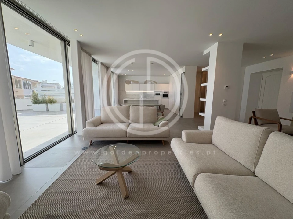 Moradia T3 para Venda em Albufeira e Olhos de Água Foto 3