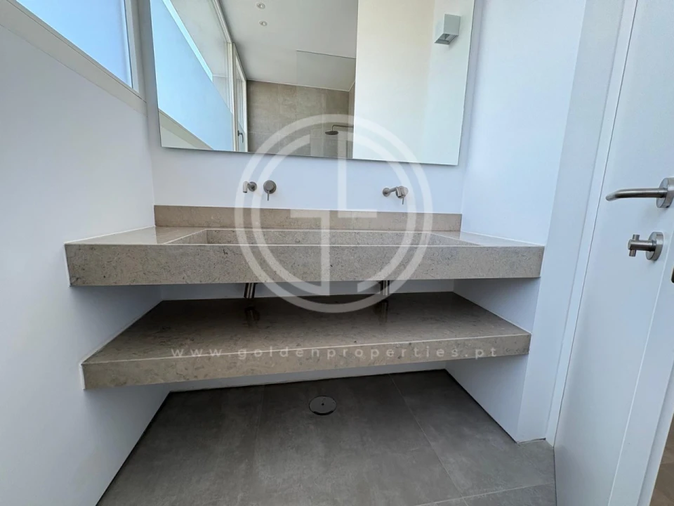 Moradia T3 para Venda em Albufeira e Olhos de Água Foto 15