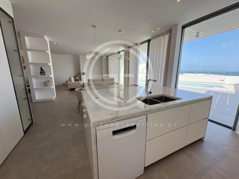 Moradia T3 para Venda em Albufeira e Olhos de Água Foto 29