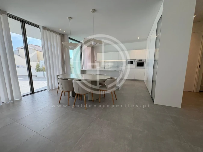 Moradia T3 para Venda em Albufeira e Olhos de Água Foto 5
