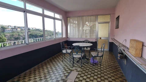 Moradia T11 para Venda em Calheta