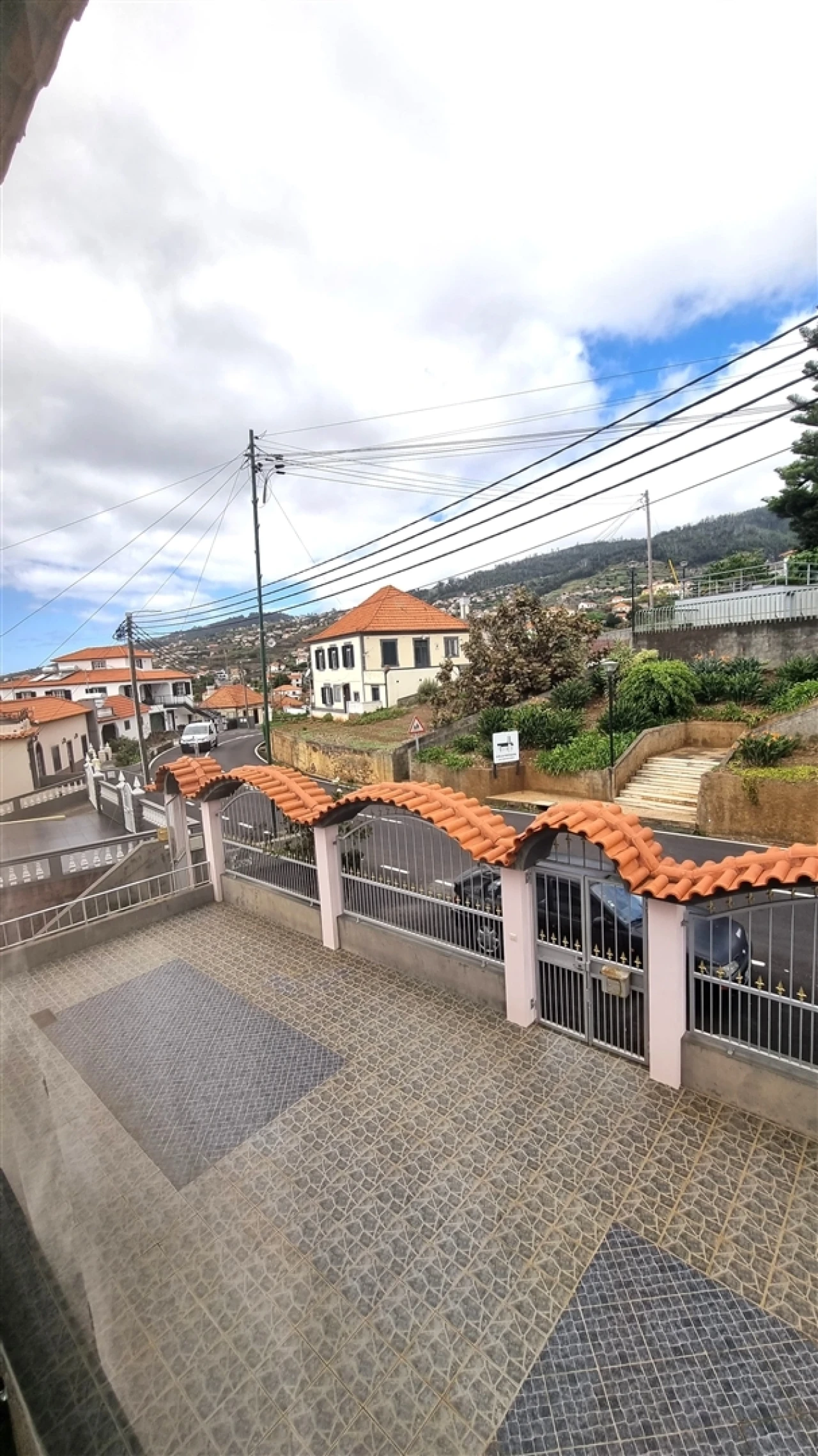 Moradia T11 para Venda em Calheta Foto 4