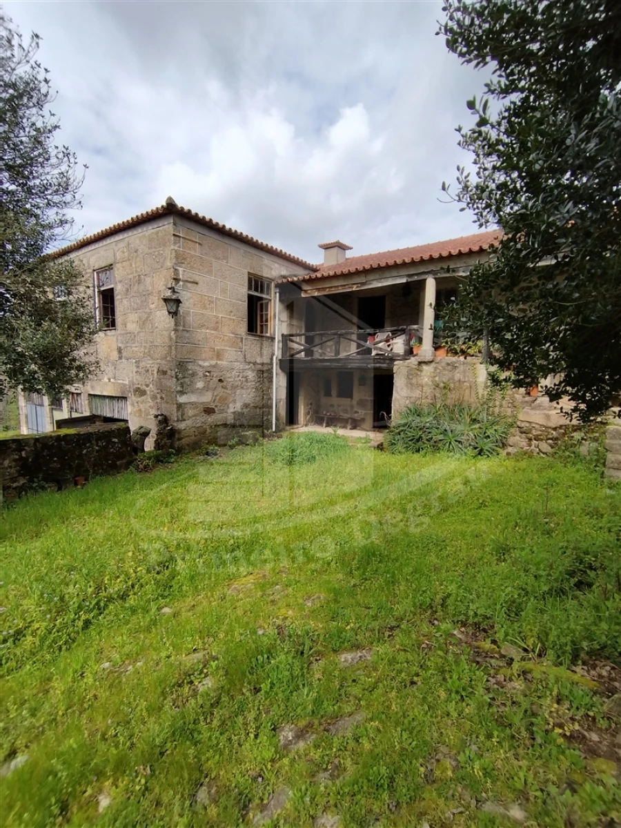 Quinta T0 para Venda em Ferreiros e Gondizalves Foto 1