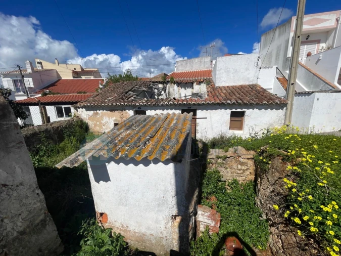 Moradia para Venda em Luz Foto 3