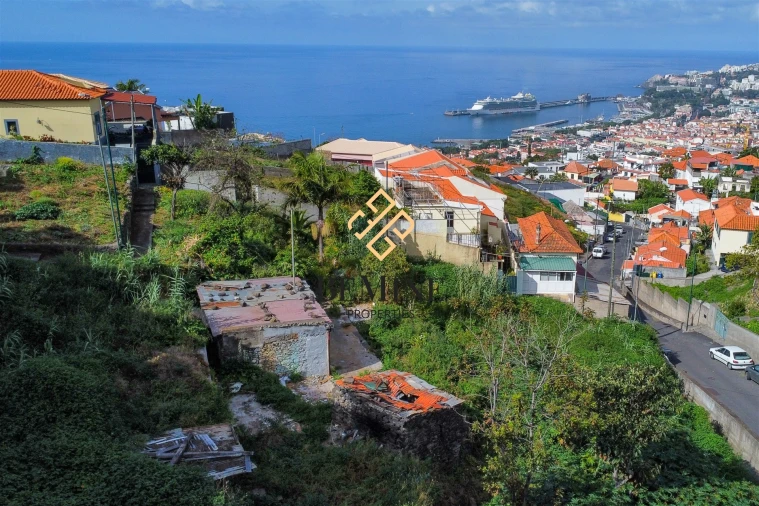 Terreno para Venda em Funchal (Santa Maria Maior) Foto 4