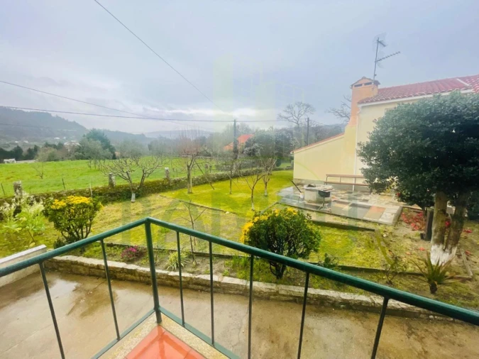 Moradia T7 para Venda em Vilar de Mouros Foto 8