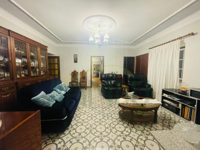 Moradia T7 para Venda em Vilar de Mouros Foto 15