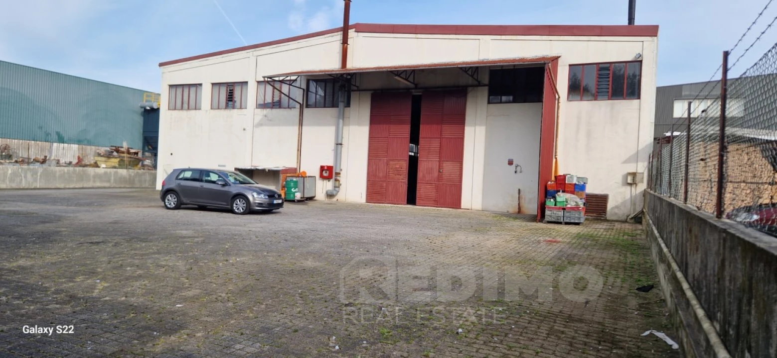 Armazém para Venda em Lourosa Foto 5