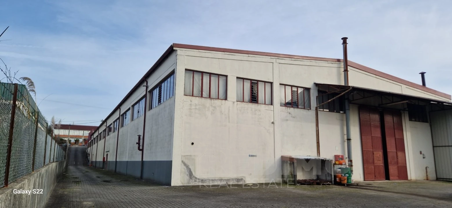 Armazém para Venda em Lourosa Foto 17