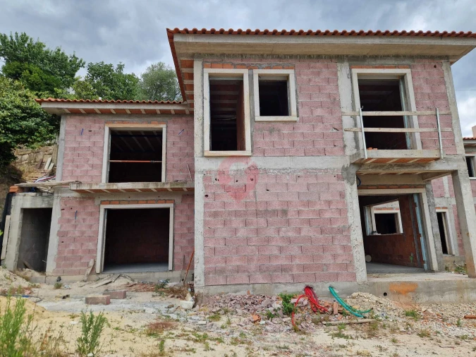 Moradia T3 para Venda em Bela Foto 3