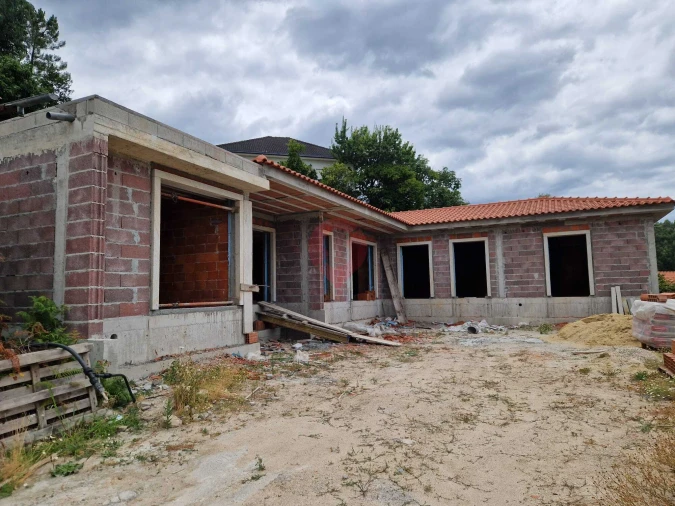 Moradia T3 para Venda em Bela