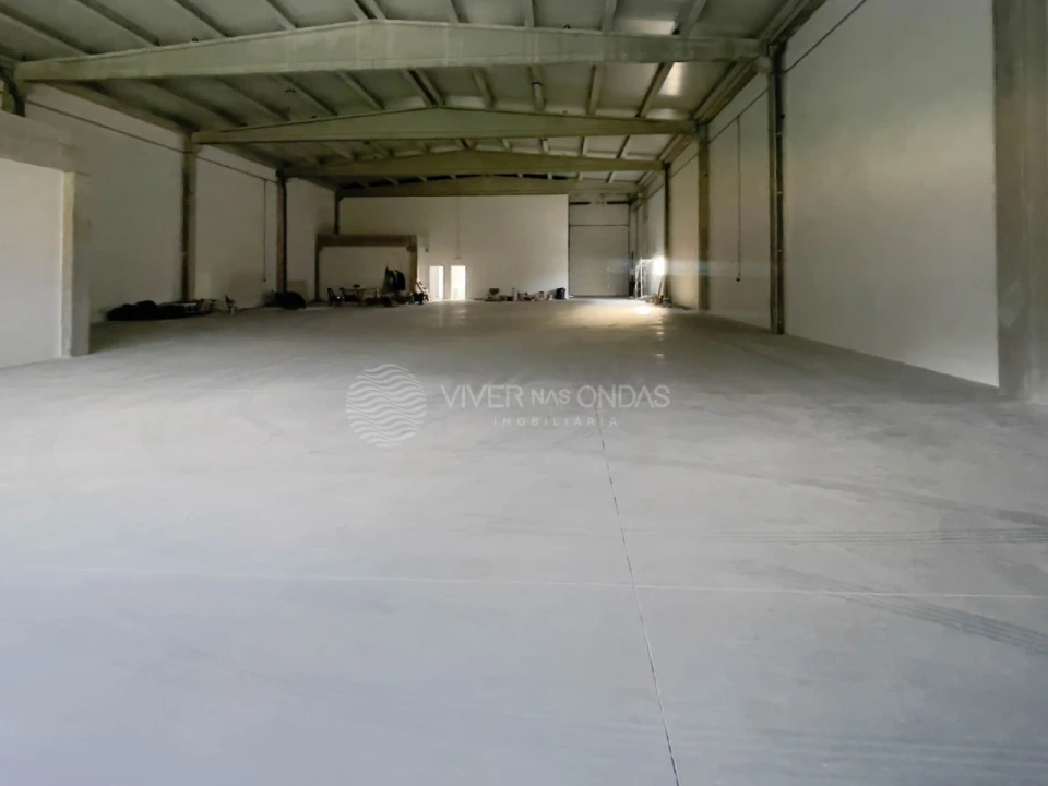 Armazém para Venda em Vila Nova do Campo Foto 2