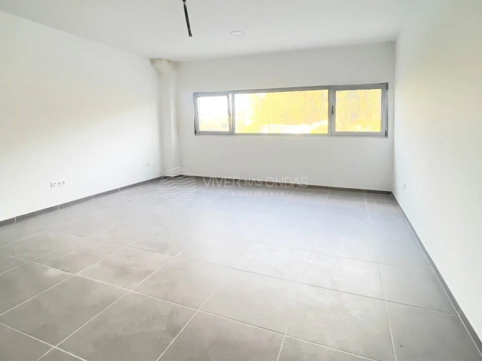 Armazém para Venda em Vila Nova do Campo Foto 7