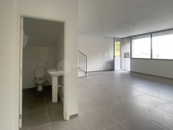 Armazém para Venda em Vila Nova do Campo Foto 5