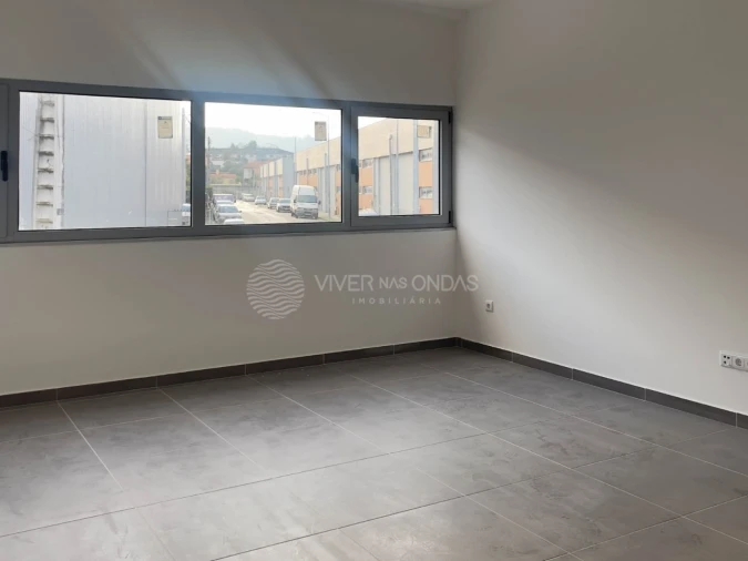 Armazém para Venda em Vila Nova do Campo Foto 8