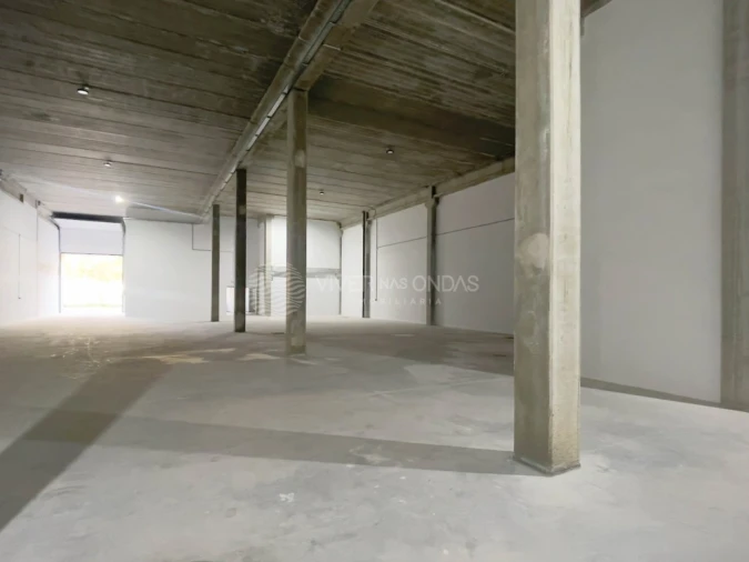 Armazém para Venda em Vila Nova do Campo Foto 14