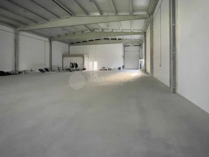 Armazém para Venda em Vila Nova do Campo Foto 16