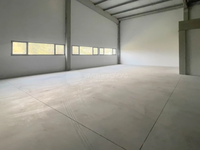 Armazém para Venda em Vila Nova do Campo Foto 17