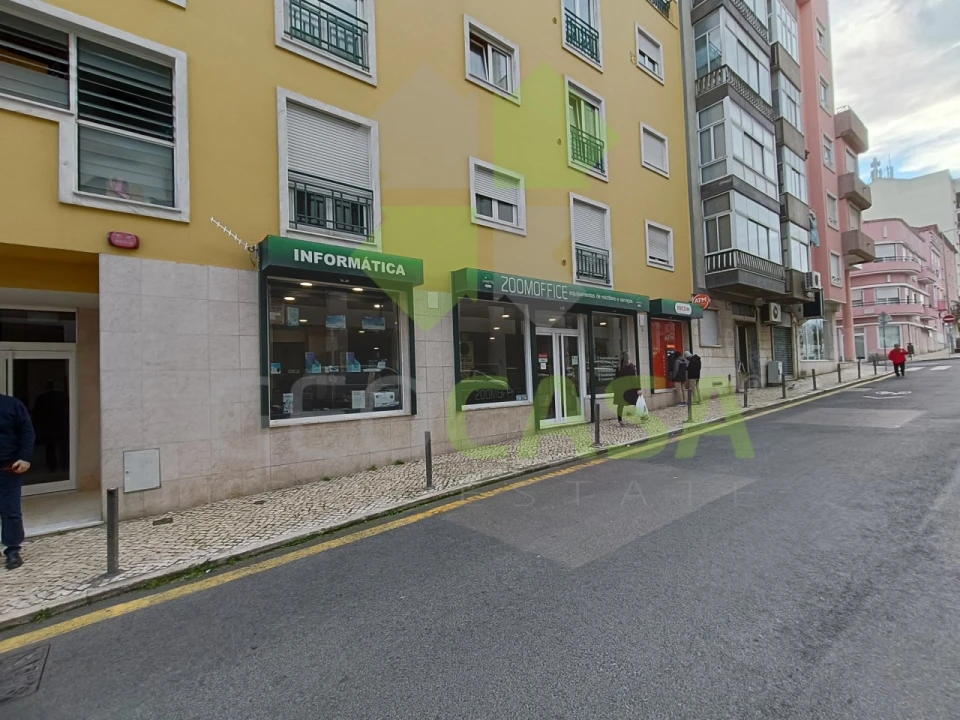 Loja para Venda em Avenidas Novas Foto 4