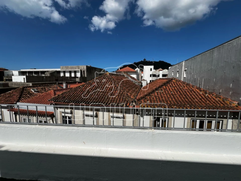 Apartamento T3 para Venda em Santa Maria Maior e Monserrate e Meadela Foto 1