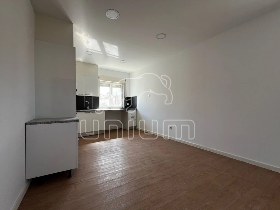 Apartamento T3 para Venda em Santa Maria Maior e Monserrate e Meadela Foto 6