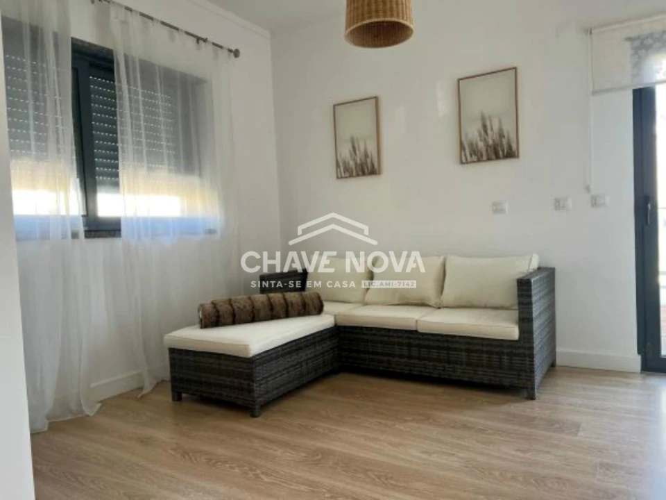 Moradia T4 para Venda em Santo Antonio da Charneca Foto 23