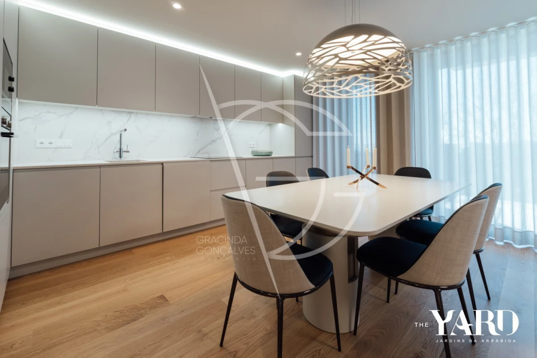Apartamento T4 para Venda em Santa Marinha e São Pedro da Afurada Foto 11