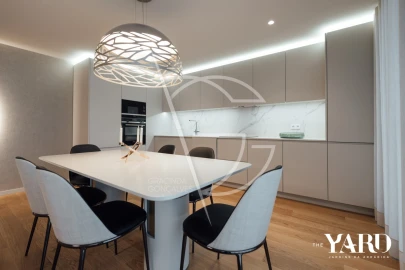 Apartamento T4 para Venda em Santa Marinha e São Pedro da Afurada
