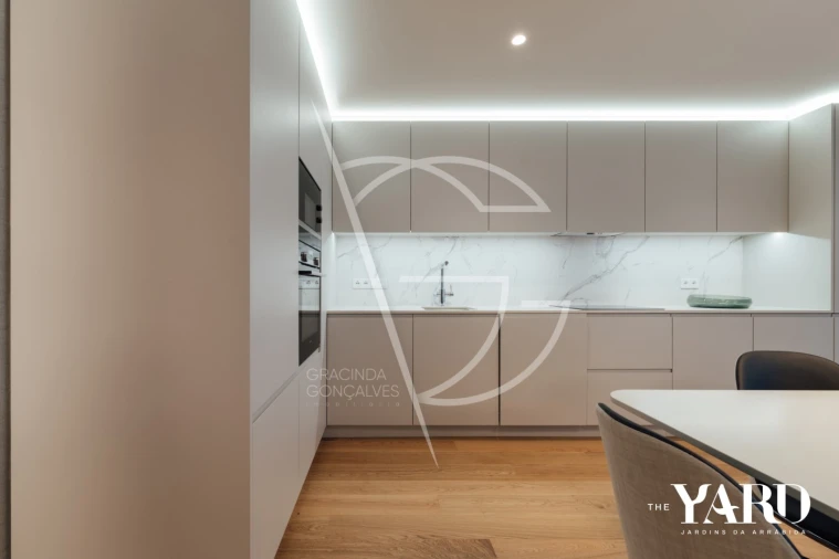 Apartamento T4 para Venda em Santa Marinha e São Pedro da Afurada Foto 12