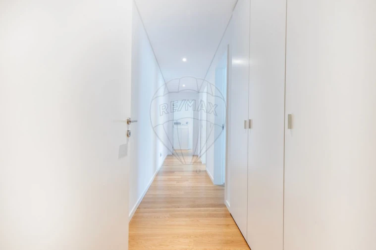 Apartamento T3 para Venda em São Domingos de Benfica Foto 25