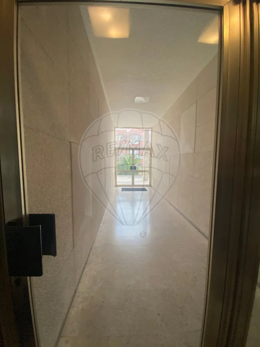 Escritório para Venda em Alvalade Foto 18
