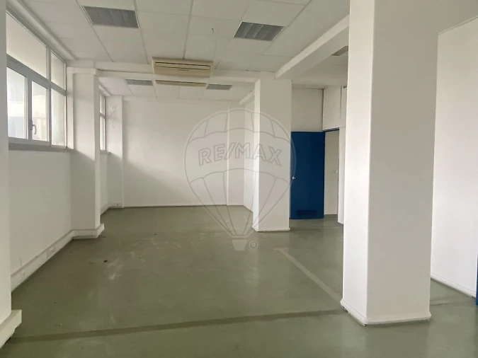 Escritório para Venda em Alvalade Foto 16