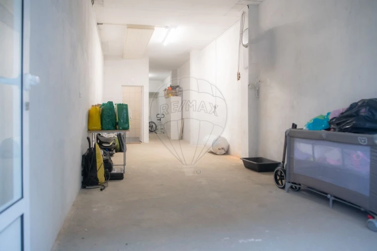 Loja para Venda em Poiares (Santo Andre)