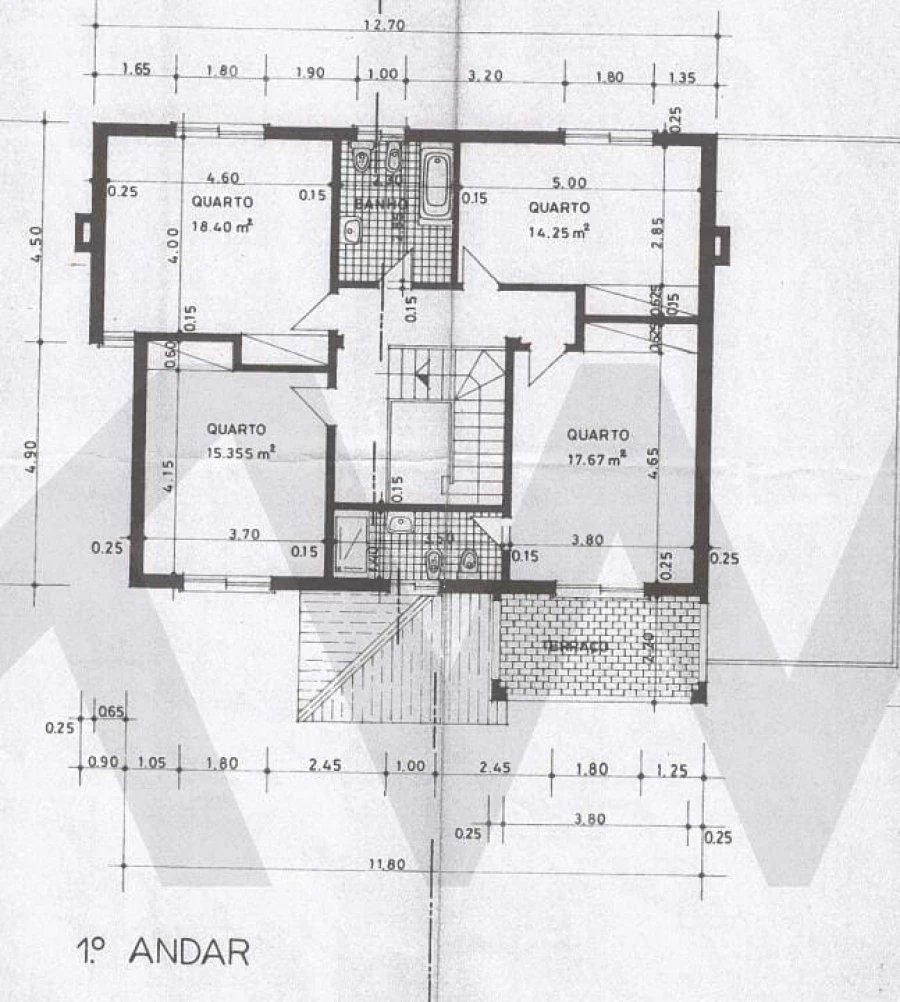 Moradia T4 para Venda em Santa Barbara de Nexe Foto 25